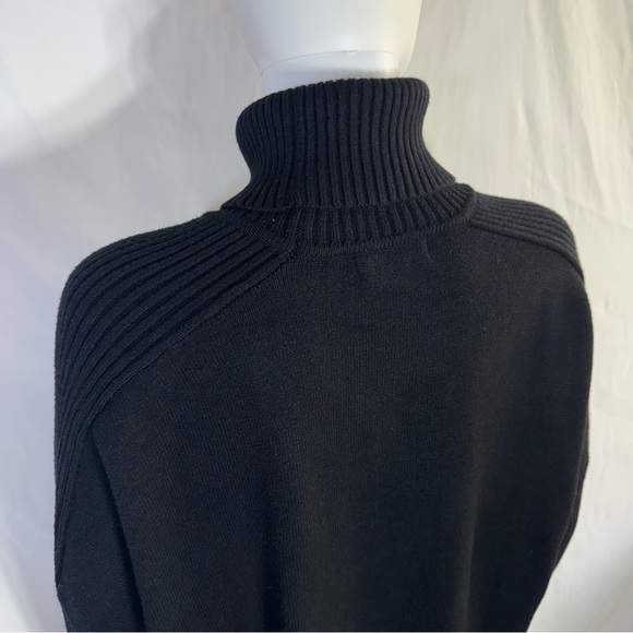 Anrabess Women’s Black Oversized Seam Front Turtleneck Pullover - Picture 4 of 6